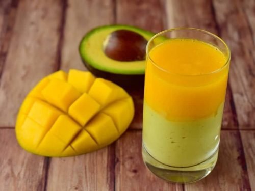 Avocado-Mango-Smoothie-14AED